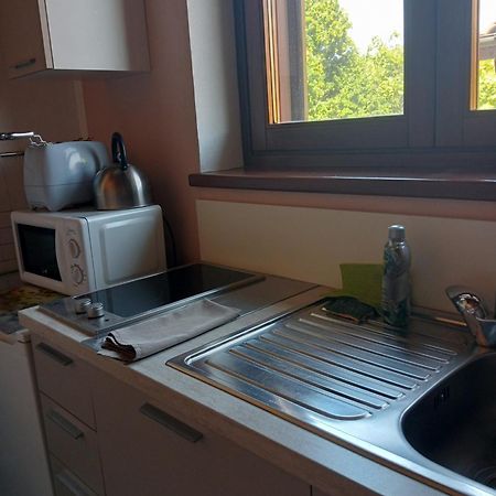 Vite Dipinte 1 Bilocale In Langa Apartman Novello Kültér fotó