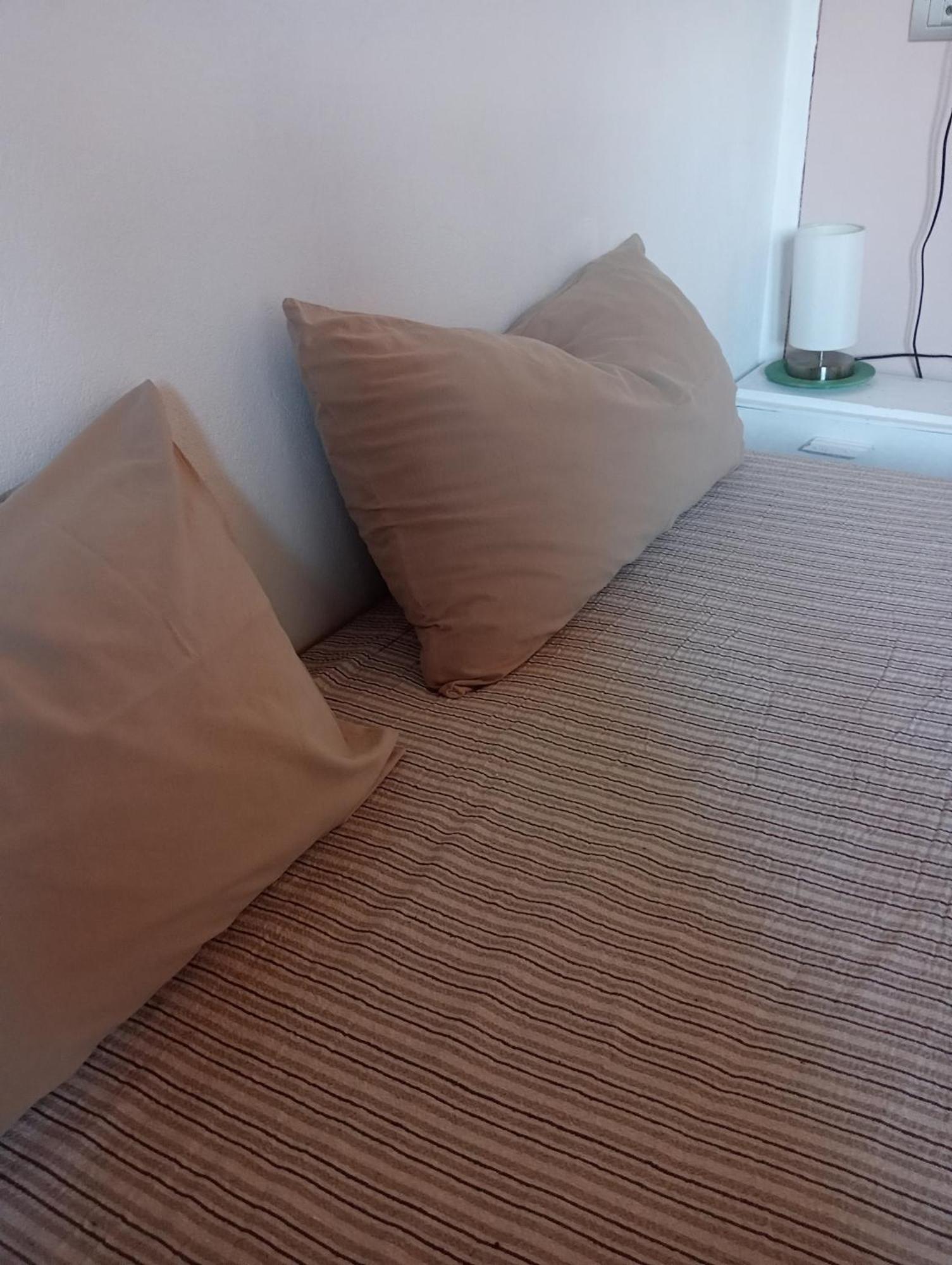 Vite Dipinte 1 Bilocale In Langa Apartman Novello Kültér fotó